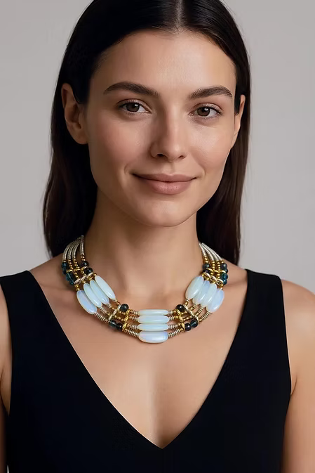 Collier Opale – Bijou pierre blanche irisée femme